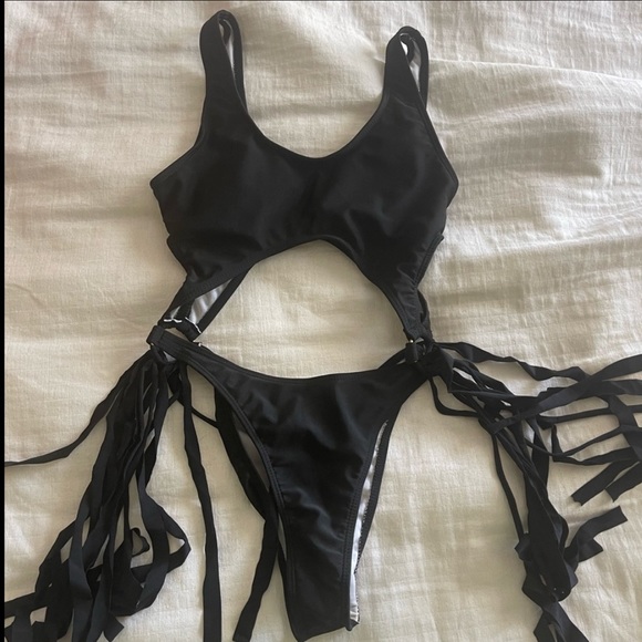 Once pieces bathing suit black - Picture 3 of 3